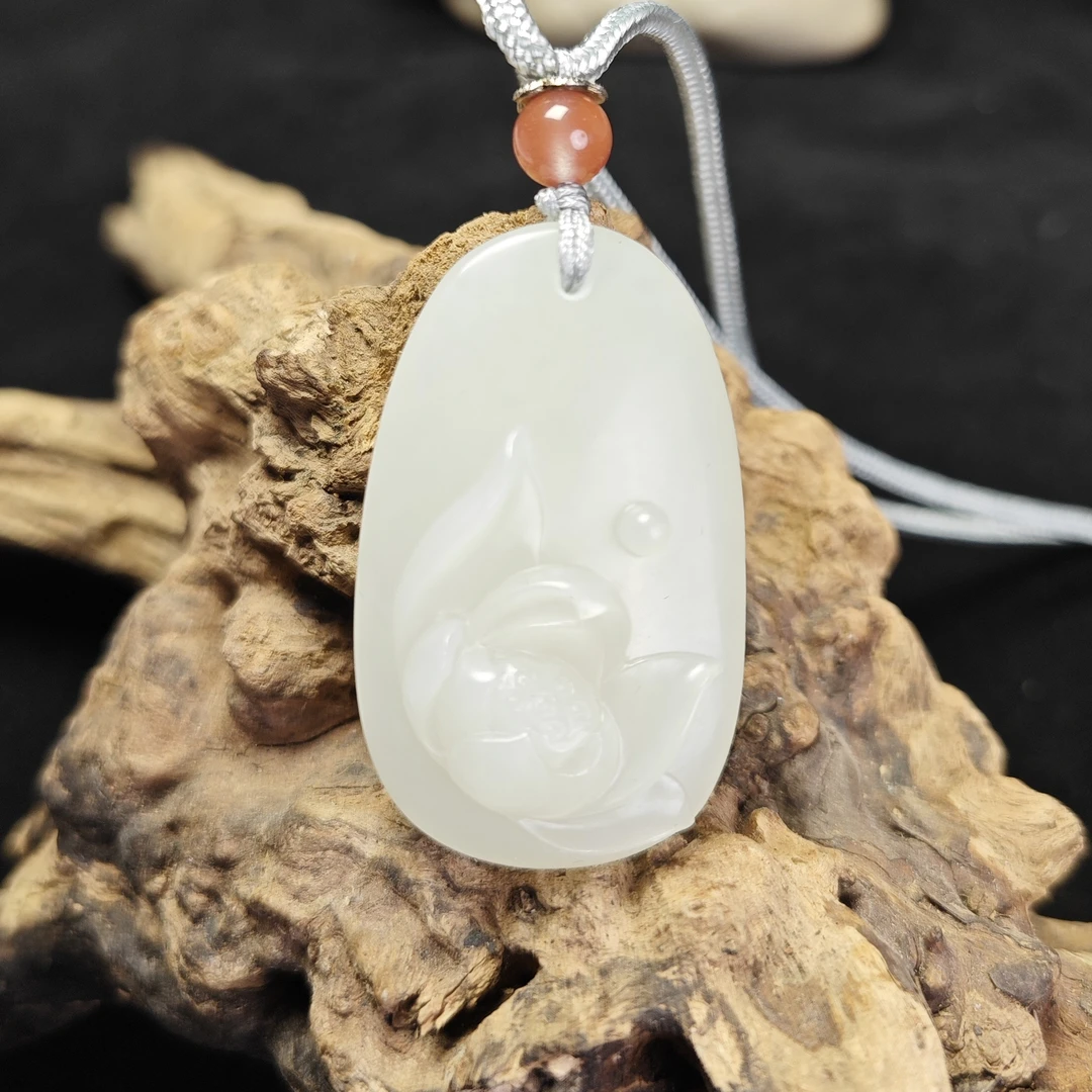 和田玉好运连连 苏工精雕时尚百搭吊坠正宗上等高货