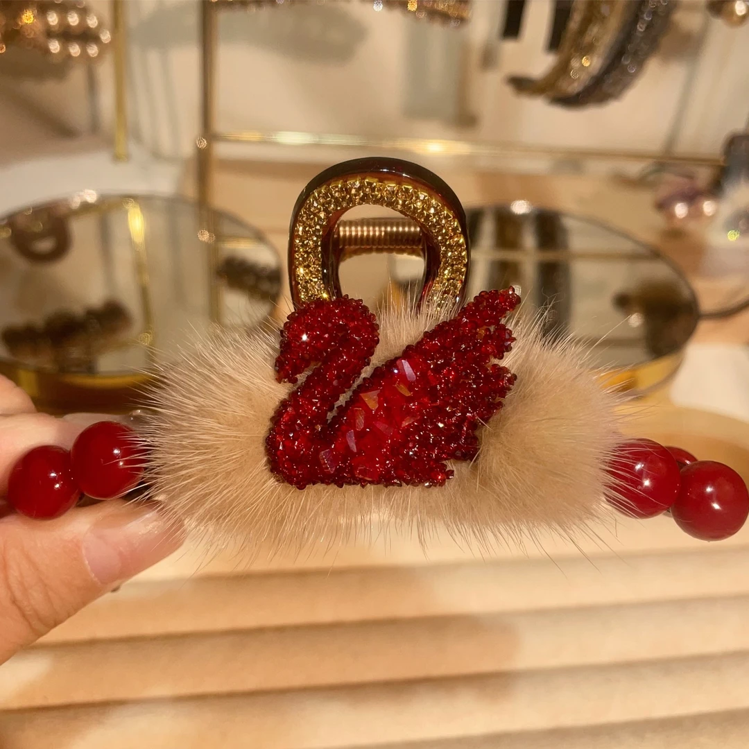 秋冬饰品天鹅大抓夹气质网红轻奢时尚百搭红色发夹圣诞喜庆经典款