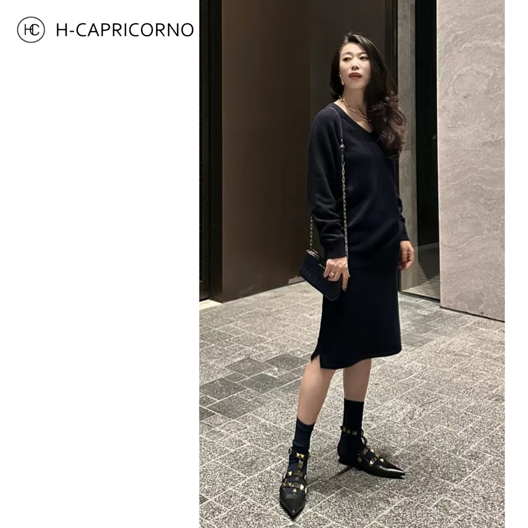 H-CAPRICORNO轻侈极简空气云朵感锁温毛织套装