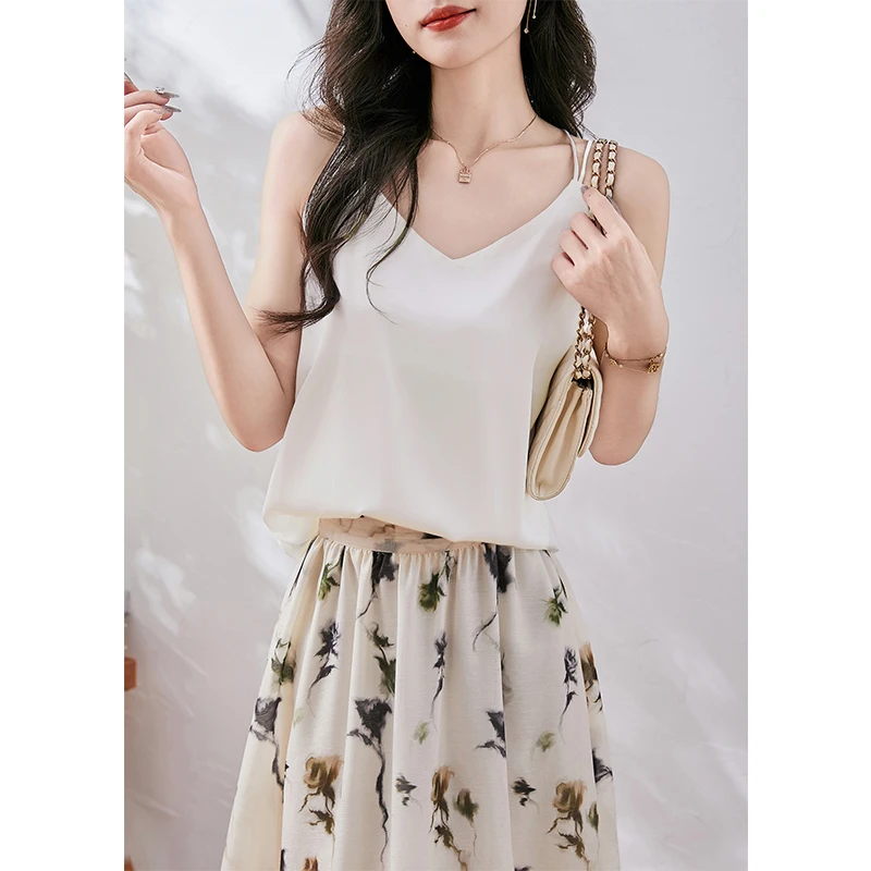 进口三醋酸 珠光感缎面 时尚垂感顺滑吊带衫女 百搭露背打底上衣