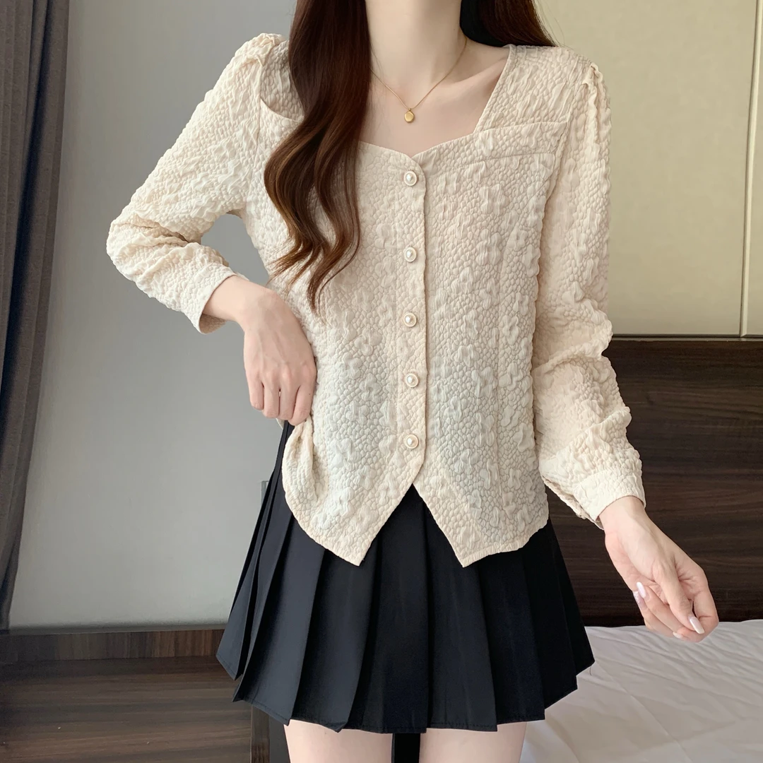 2024春秋法式高级感小香风长袖衬衫春秋胖mm显瘦别致短款方领上衣