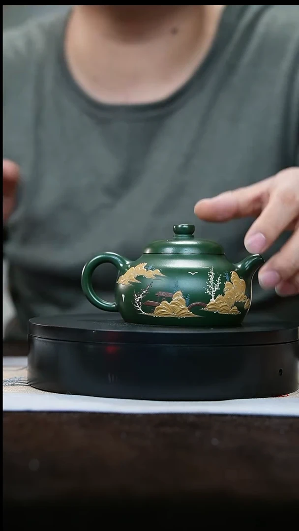 【闪购商品】紫砂茶壶103  民国绿 泥绘柿圆壶
