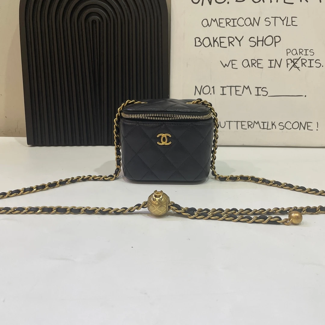 95新 Chanel/香奈儿 【蔡包紫】黑金金球化妆盒/9236464