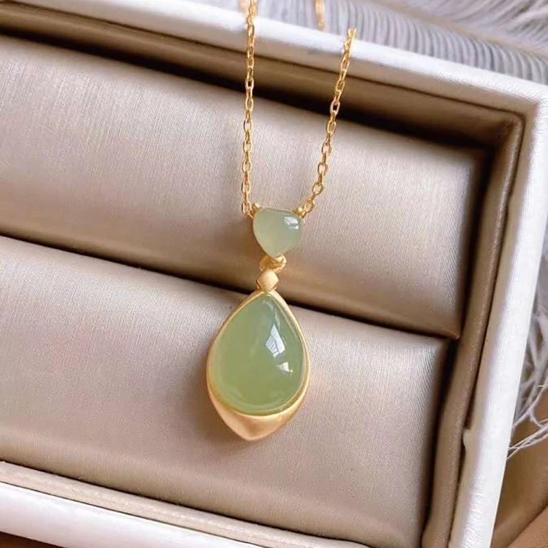 天然正品和田玉项链女套装妈妈款送长辈 简约水滴玉石吊坠 925银