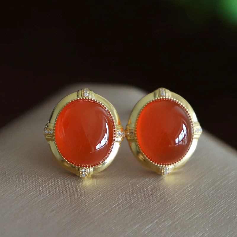 18K金镶原矿南红耳钉女养耳洞 高品质冰红 时尚精致百搭气质耳饰
