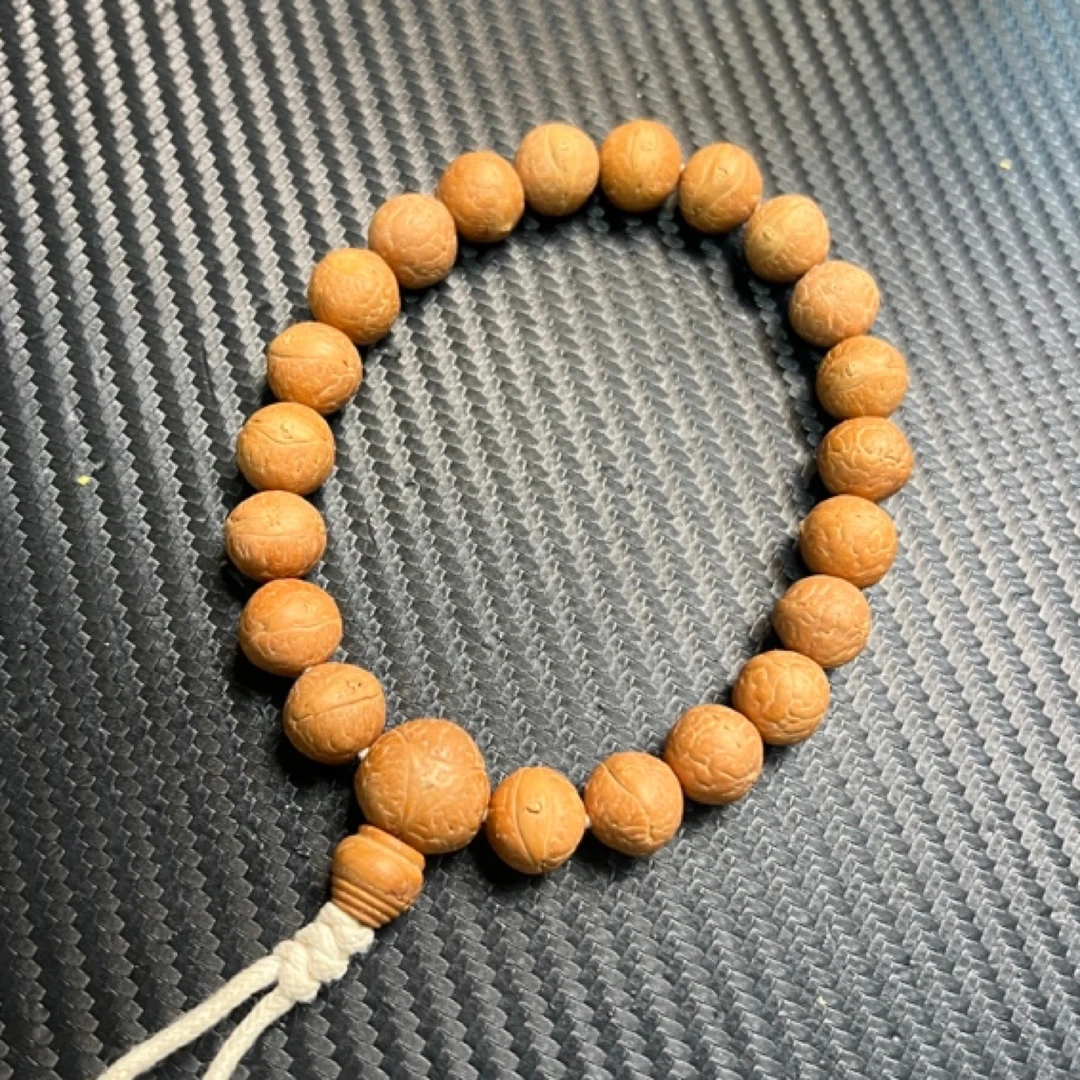 尼泊尔红油凤眼菩提手串13➕mm左右文玩手持佛珠