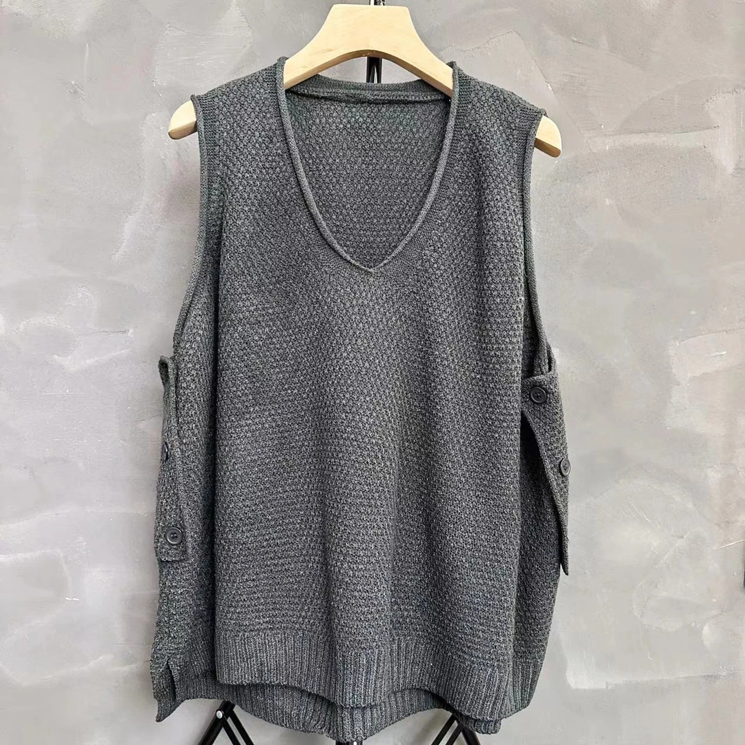 (FH)1758短款三扣复古马甲洋气百搭显瘦网红时尚宽松韩版无袖