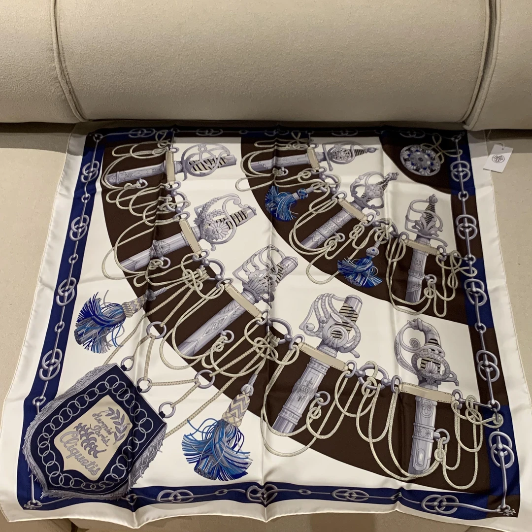 全新未使用 Hermes/爱马仕 壹臻中古/Hermes 方巾90*90 10422362
