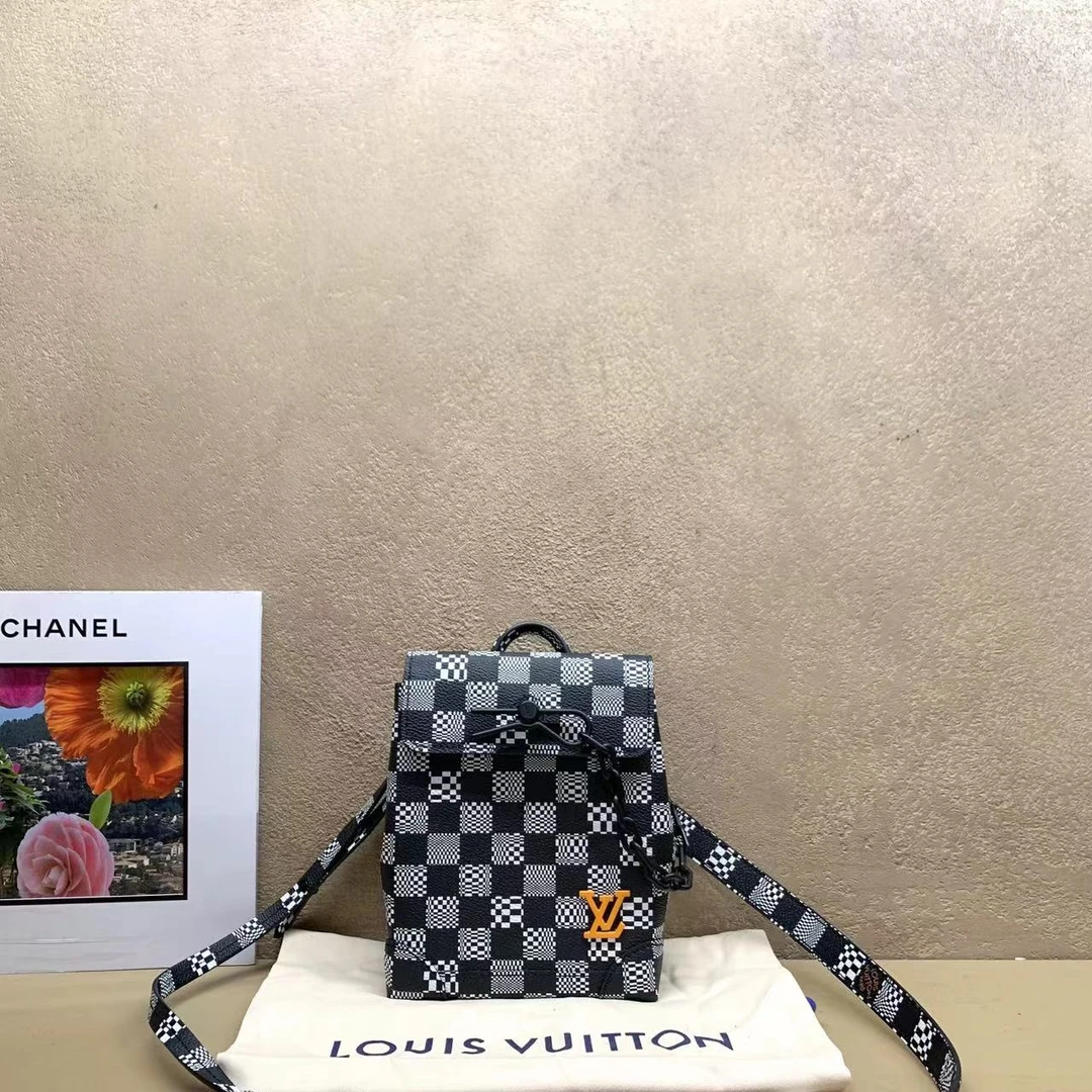 95新 LouisVuitton/路易威登 壹臻/lv黑白棋盘格steamer95648936