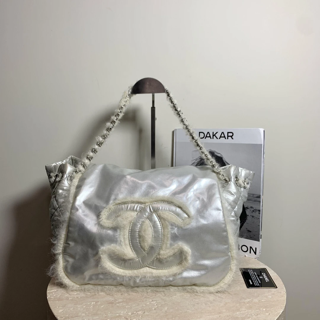 95新 Chanel/香奈儿  壹臻/ 太空银机场包 14开 98216792