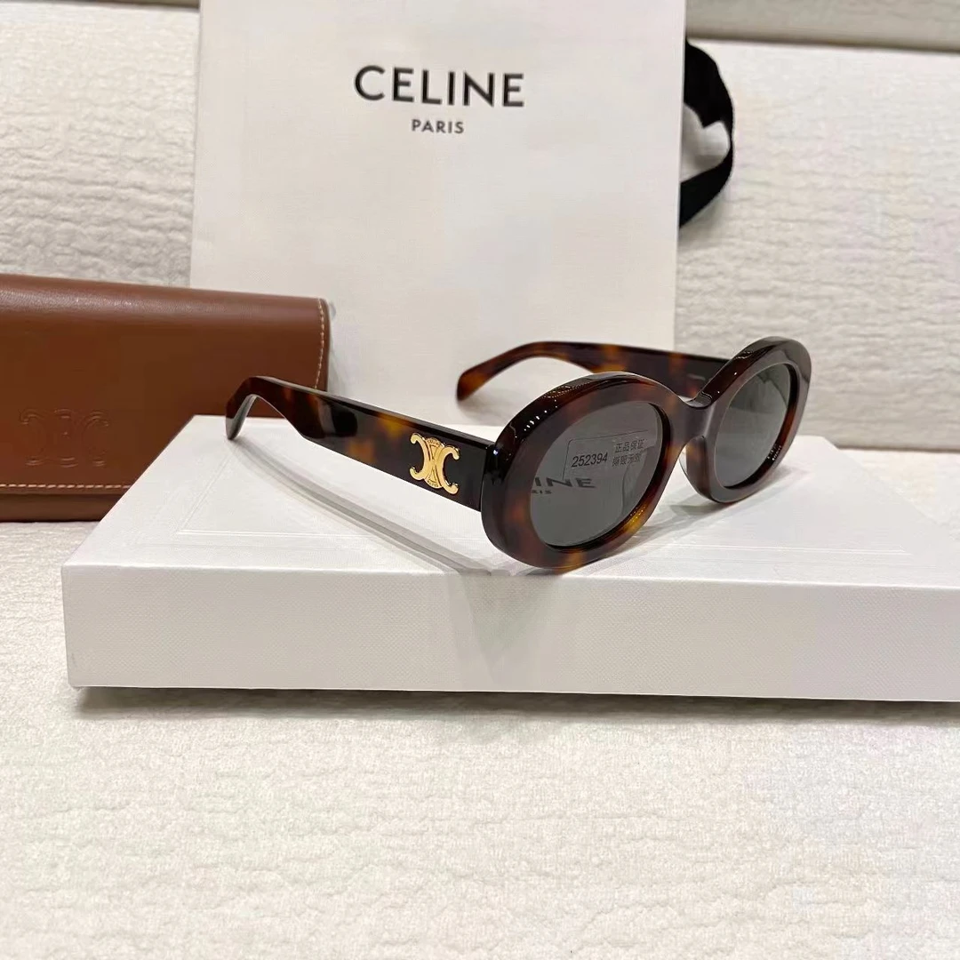 全新未使用 Celine/思琳 celine 边框侧面logo墨镜 53A 21010155