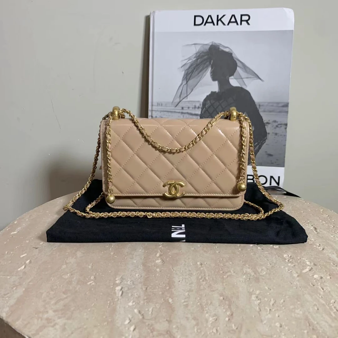 95新 Chanel/香奈儿 壹臻/95新21A奶茶色牛皮双金珠woC 91572564