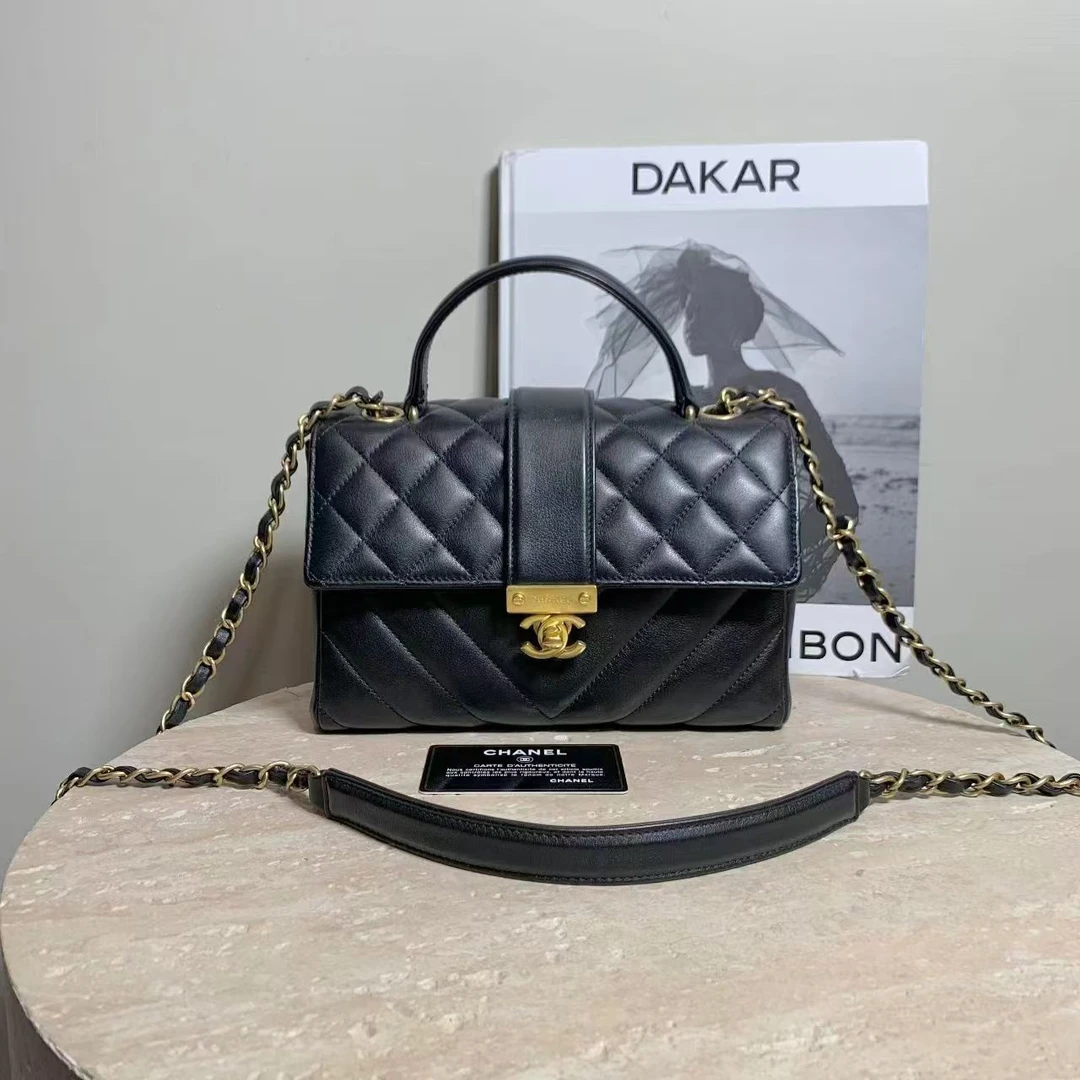 95新 Chanel/香奈儿 壹臻中古/黑金邮差包 28开 47072142