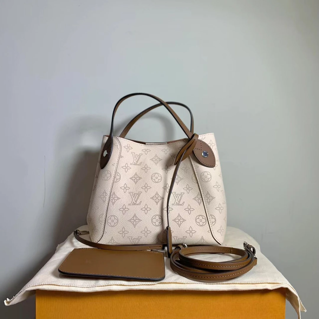 99新 LouisVuitton/路易威登 壹臻/99新米拼月光女神小号96372975