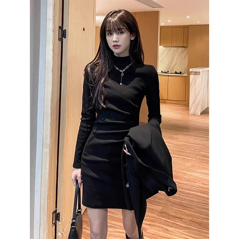 黑色包臀裙打底针织小妈裙冬季连衣裙女秋季风衣内搭显瘦紧身裙子