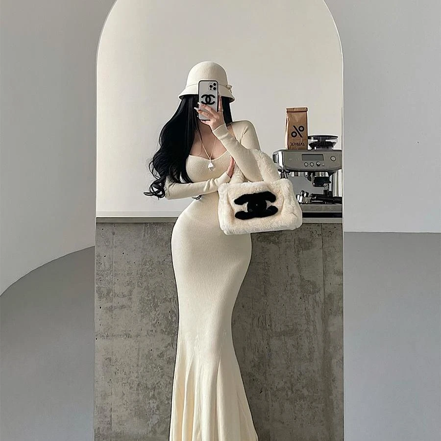 步步生莲纯欲氛围感长袖针织收腰包臀鱼尾连衣裙长裙