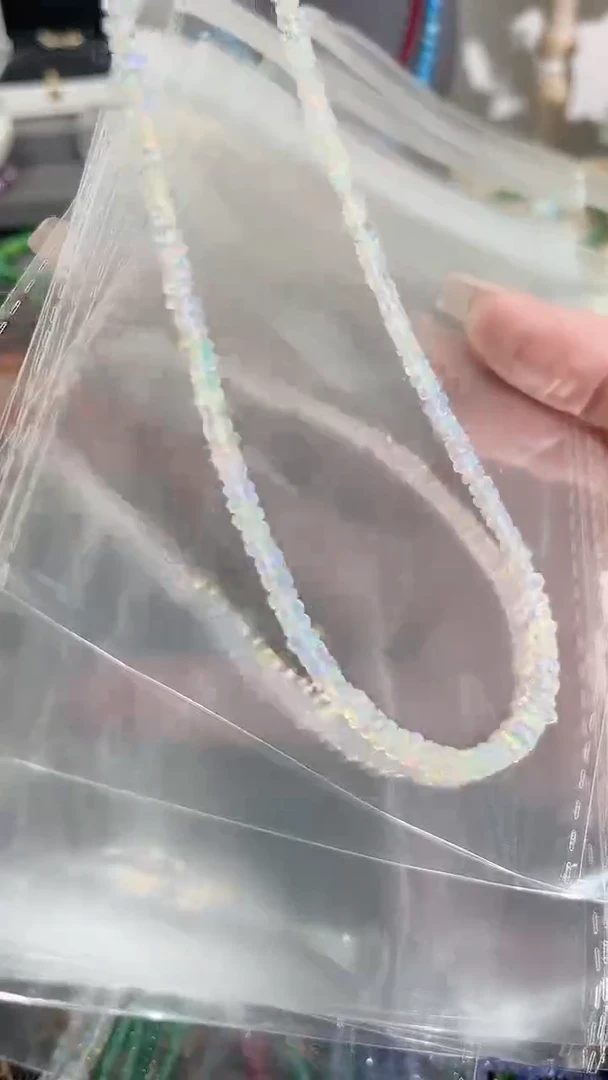 【闪购商品】欧泊颈饰银S925镶嵌白299