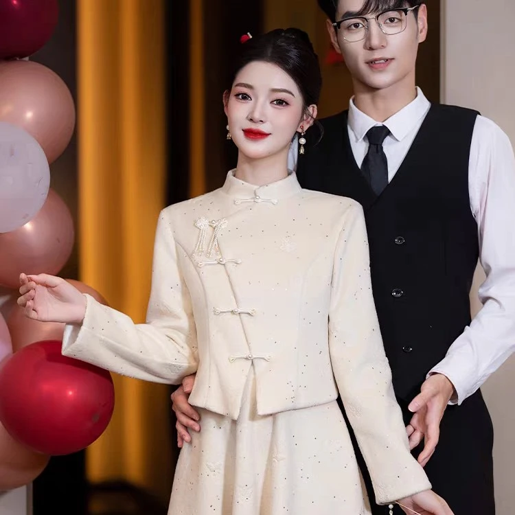 新中式香槟色旗袍套装敬酒服新娘订婚礼服秋冬季千金小香风连衣裙