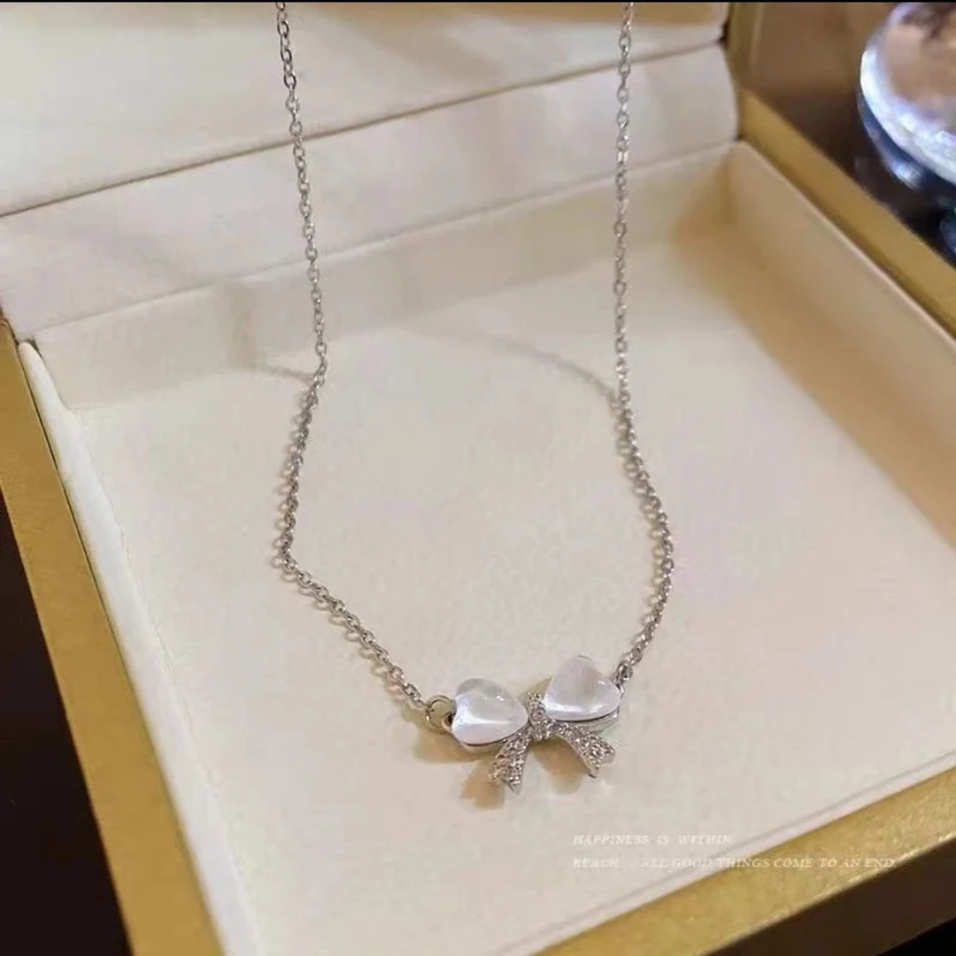 合金项链 猫眼石蝴蝶结项链女款高级感轻奢小众锁骨链