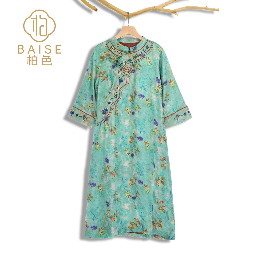 中式连衣裙复古斜襟盘扣绣花秋季女装宽松连衣裙1075