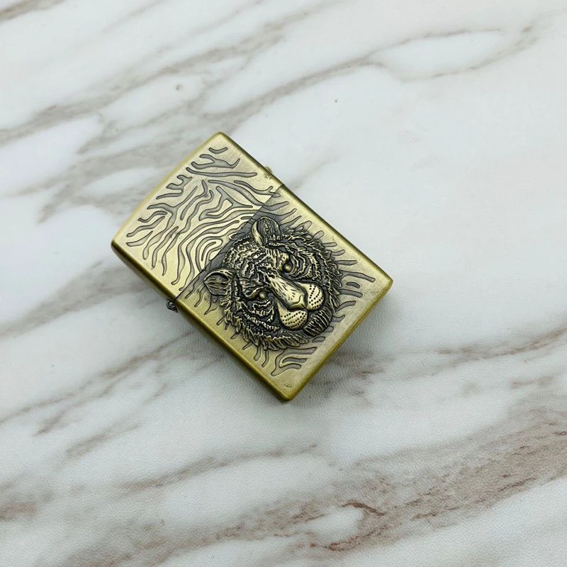 热销清仓处理男士点烟器老式煤油打火机复古浮雕砂轮火石煤油火机