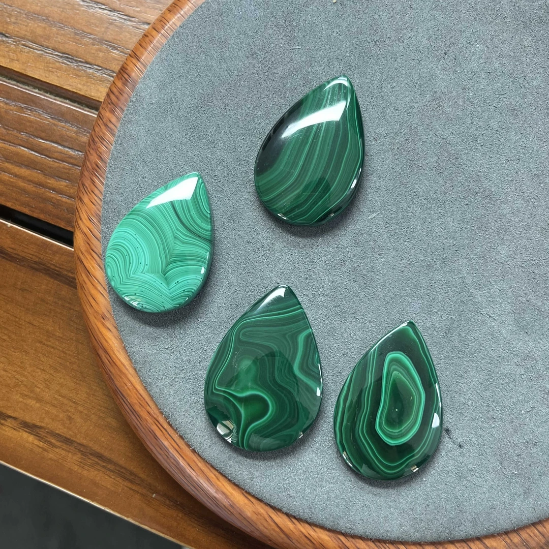 孔雀石水滴无事牌吊坠/ 增链 多样性发货 随机发一件