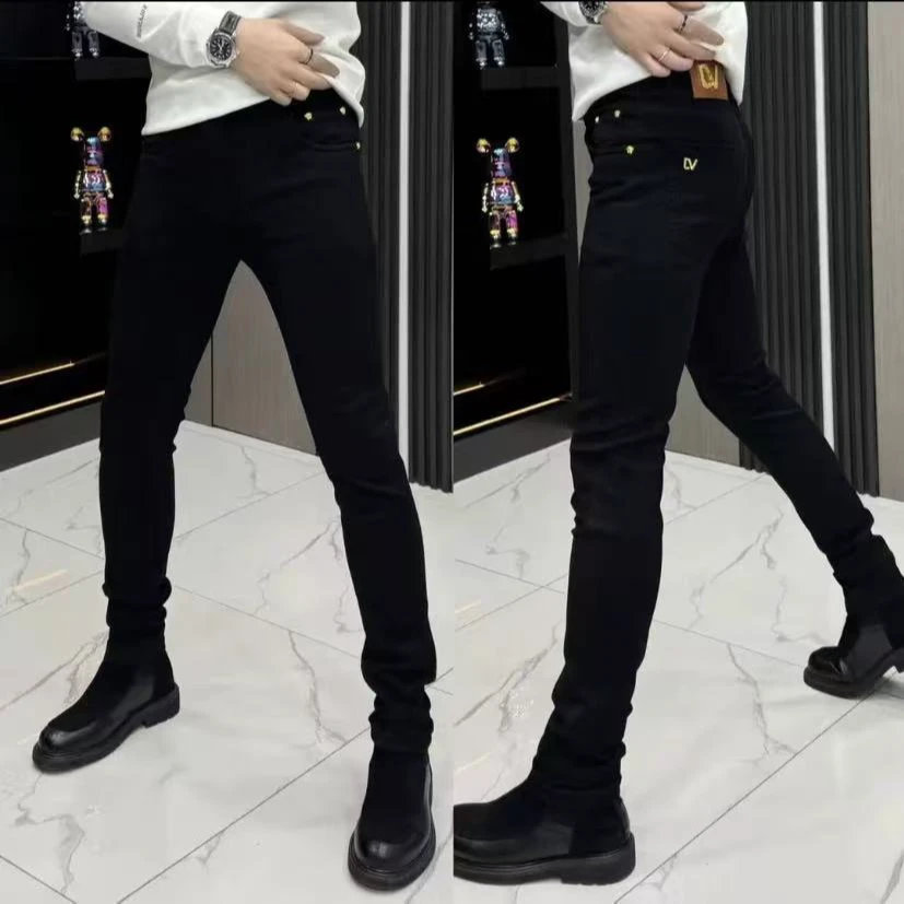 牛仔裤男款爆款2025新款潮流黑色防褪色时尚小脚牛仔裤vj