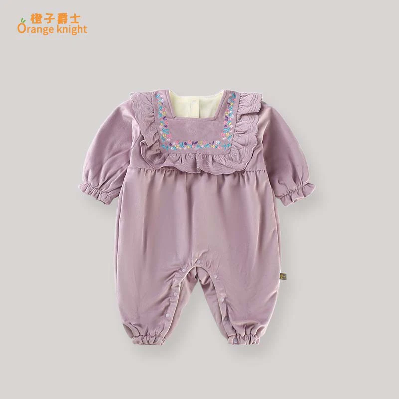婴儿冬季新款加厚衣服女宝宝甜美可爱木耳花边长袖连体衣外出爬服