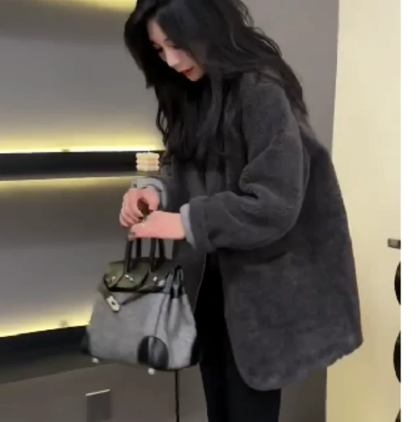 2024冬季新款时尚女装网红高级感休闲爆款小香风外套清L