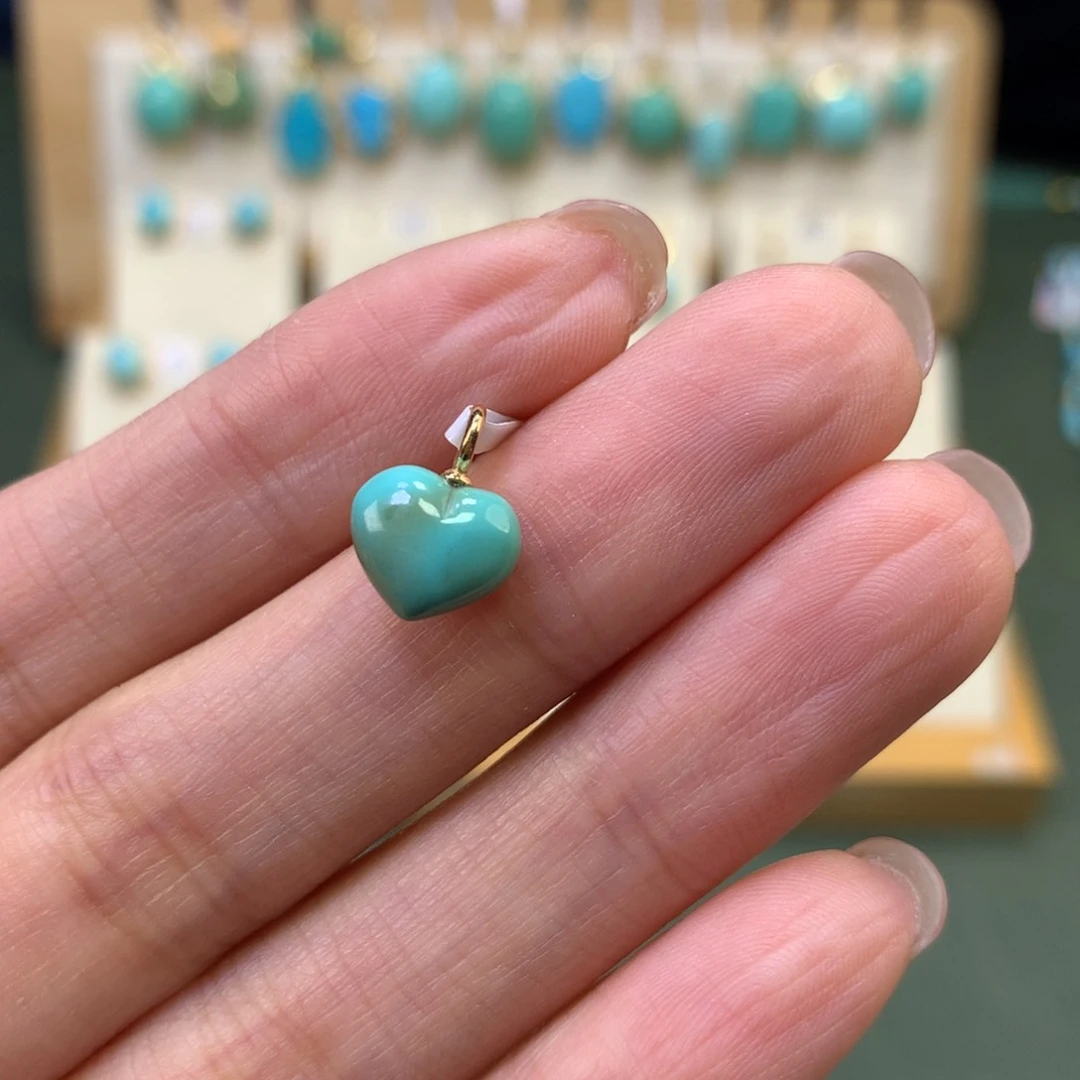 绿松石吊坠18K金镶嵌