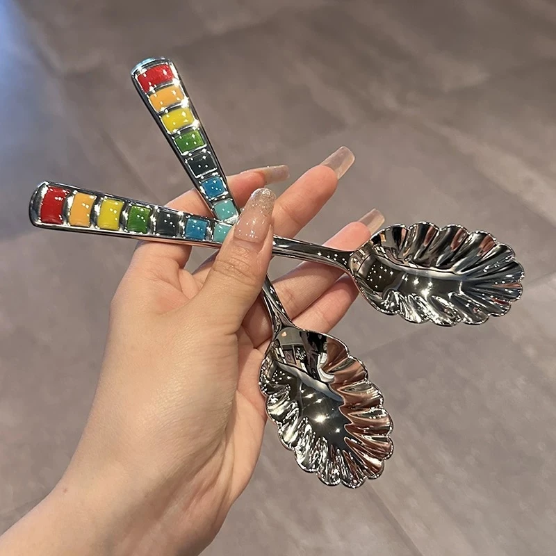 怪可爱的七彩贝壳勺！304不锈钢吃饭勺子西餐勺喝汤贝壳勺彩虹勺