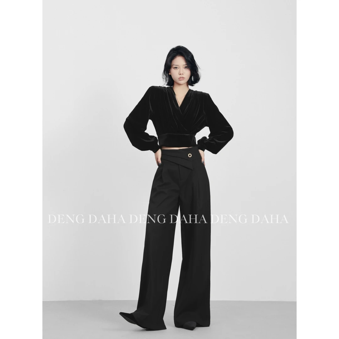 「J简性时髦」秋季法式灯笼袖V领绒面气质上衣HBZC917197 nnassa