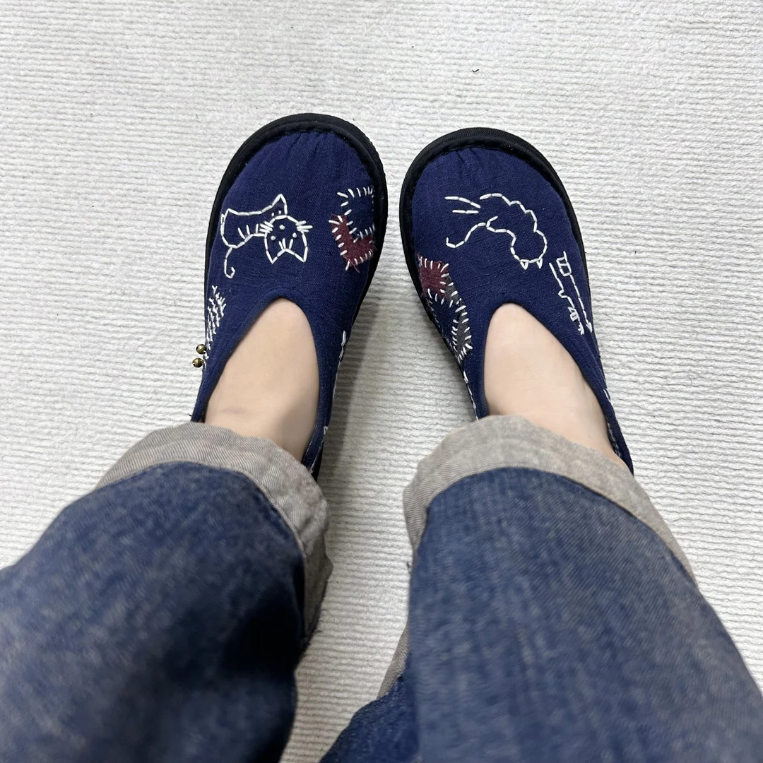 悦唐古韵（ 猫吃鱼 ）手工千层底布鞋（拍大一码）纯手工刺绣透气