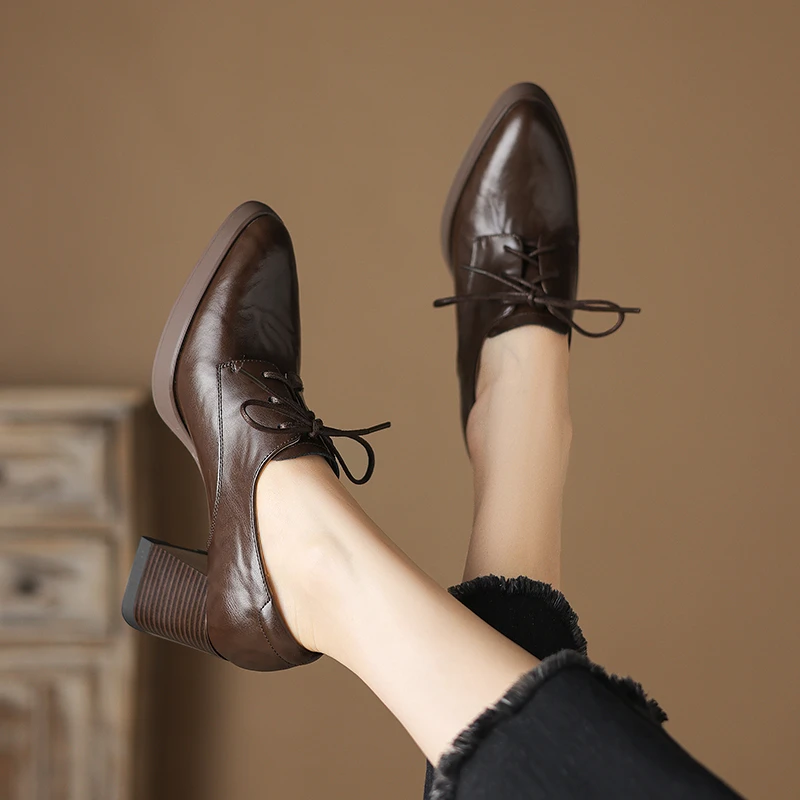 7.5CM，牛皮粗跟高跟鞋英伦风职业通勤鞋深口工法式通勤粗跟高跟鞋