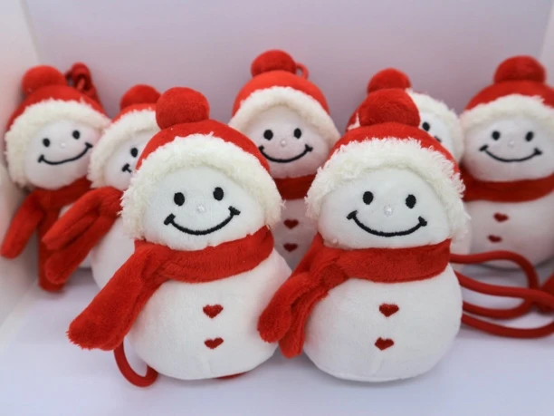 哈尔滨大雪人挂件钥匙扣可爱微笑雪人毛绒玩偶生日礼物纪念品