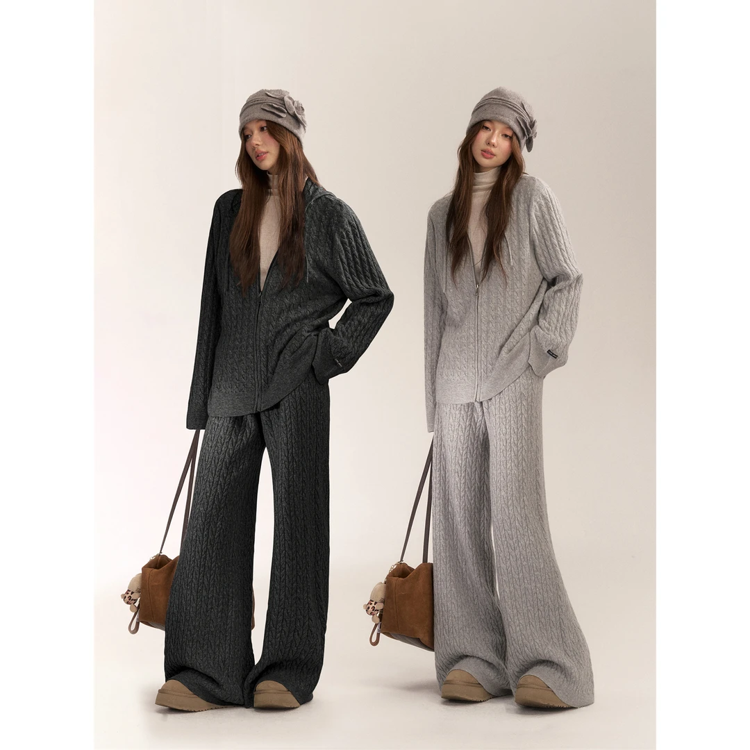 4639 AsGony软糯羊毛混纺绞花纯色休闲百搭垂感上衣裤子两件套