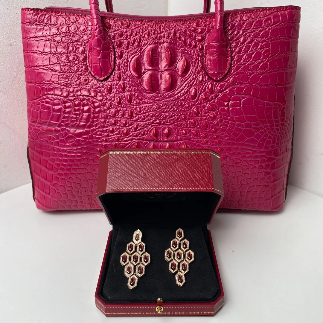 2311耳环--收藏级轻奢时尚设计首饰送礼盒