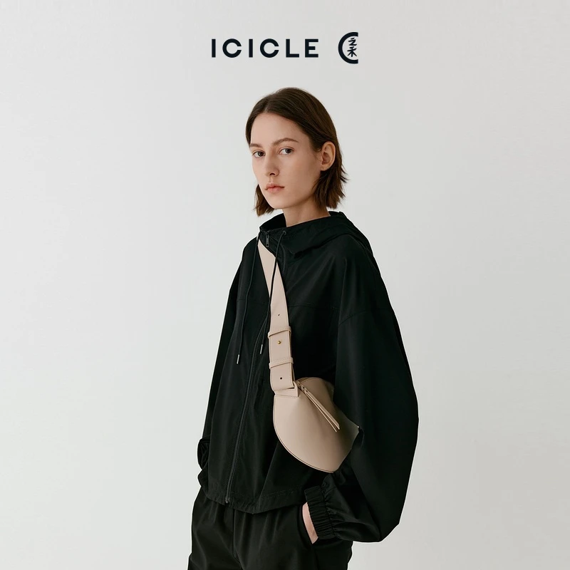ICICLE之禾女装秋冬超弹丝连帽夹克