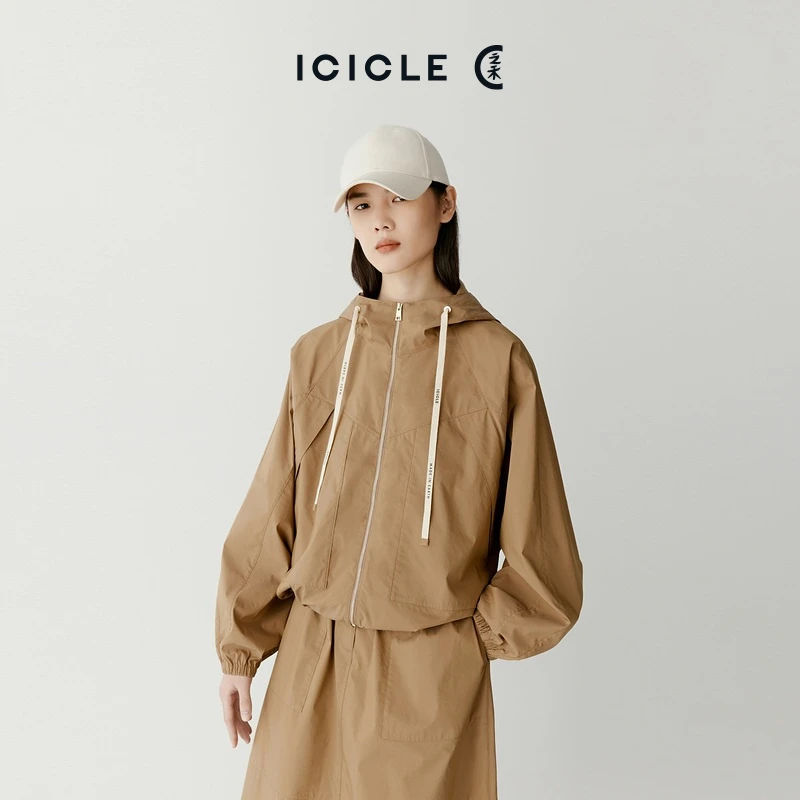 ICICLE之禾女装棉涤府绸连帽分割设计短外套