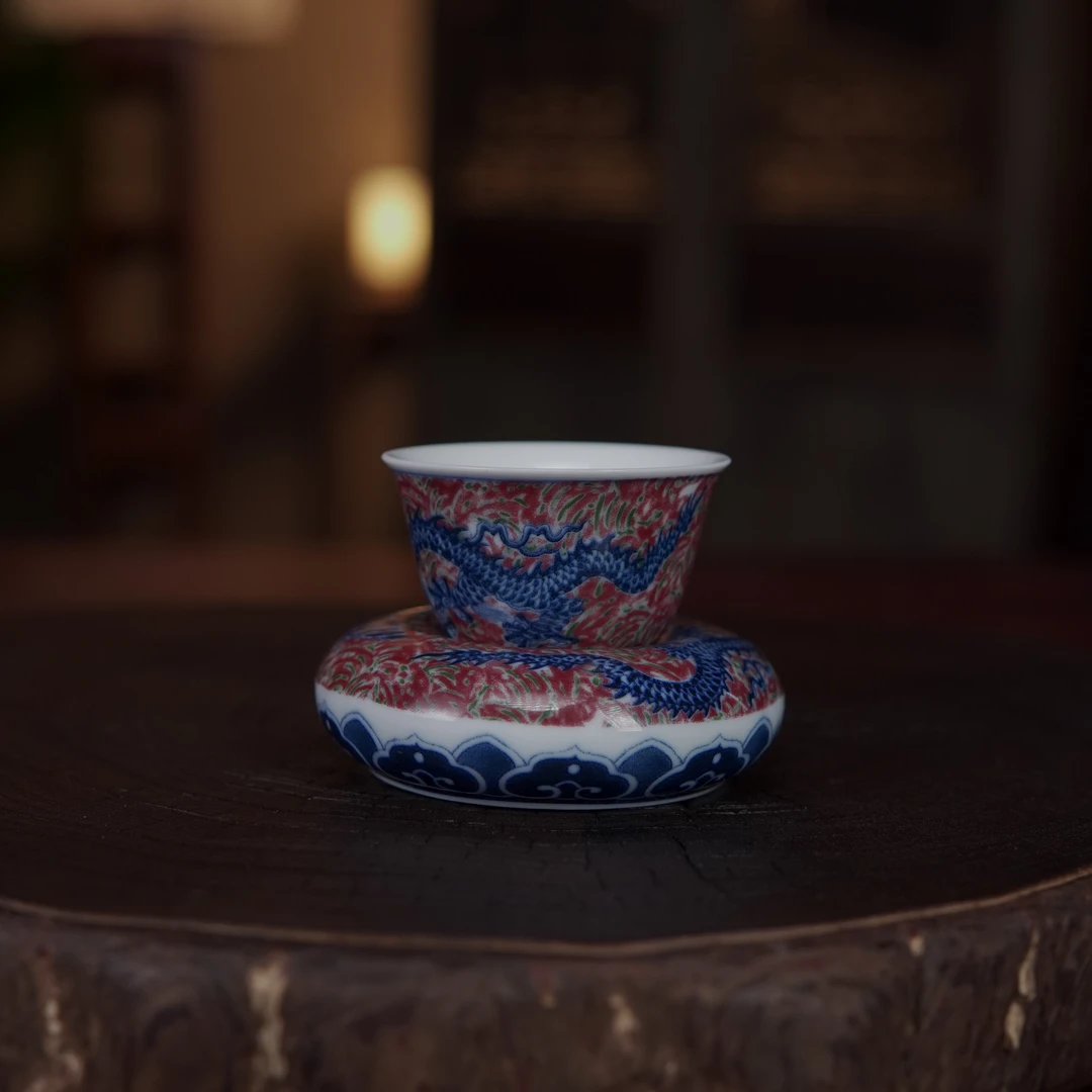 景德镇陶瓷青花釉里红龙纹盖至杯006