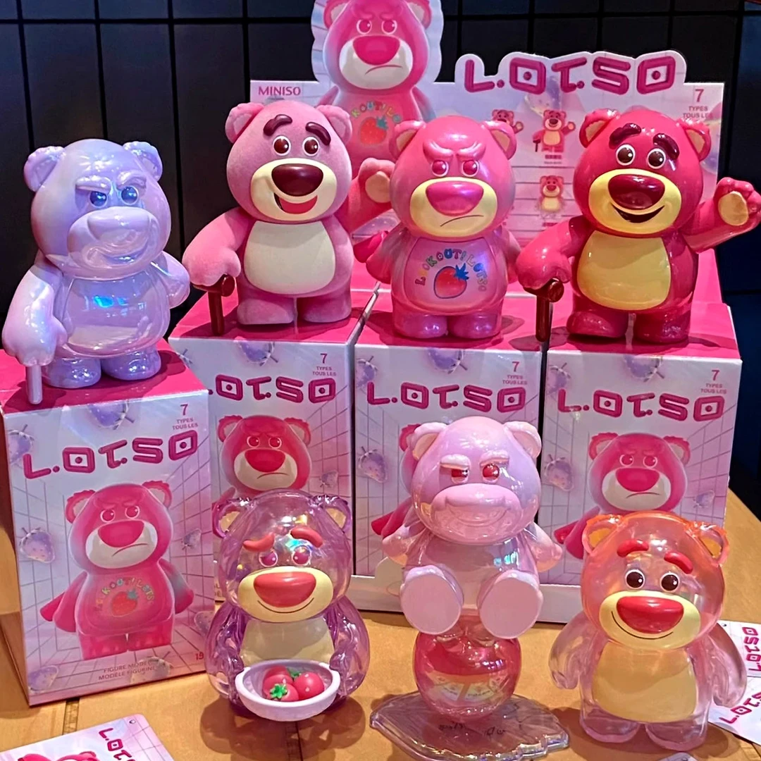 MINIISO名创潮玩优品草莓熊盲盒泡泡可爱玛特手办迪士尼桌面摆件