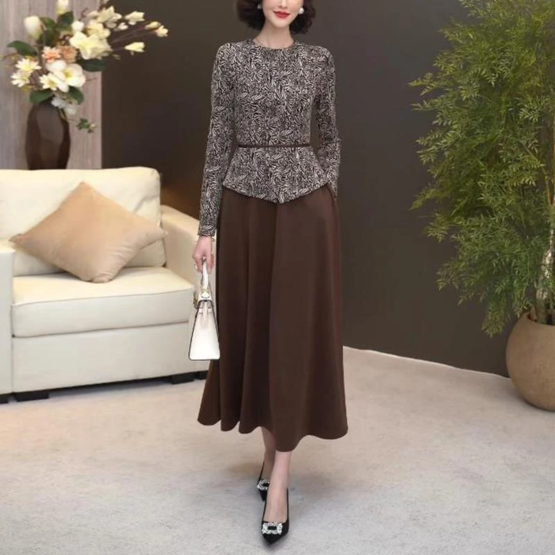 美拉德棕假色两件提花长袖连衣裙女秋冬新款妈妈气质收腰减龄裙子