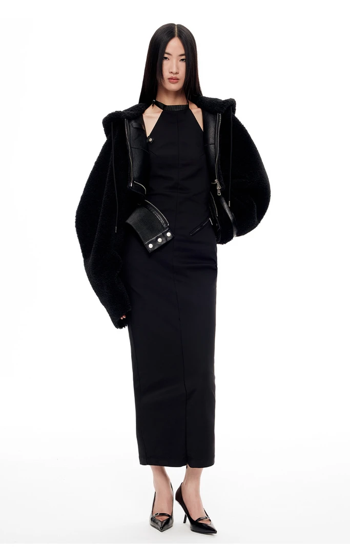 LEEWEI秋冬新品黑色连帽小个子显高短款上衣皮毛一体毛毛外套