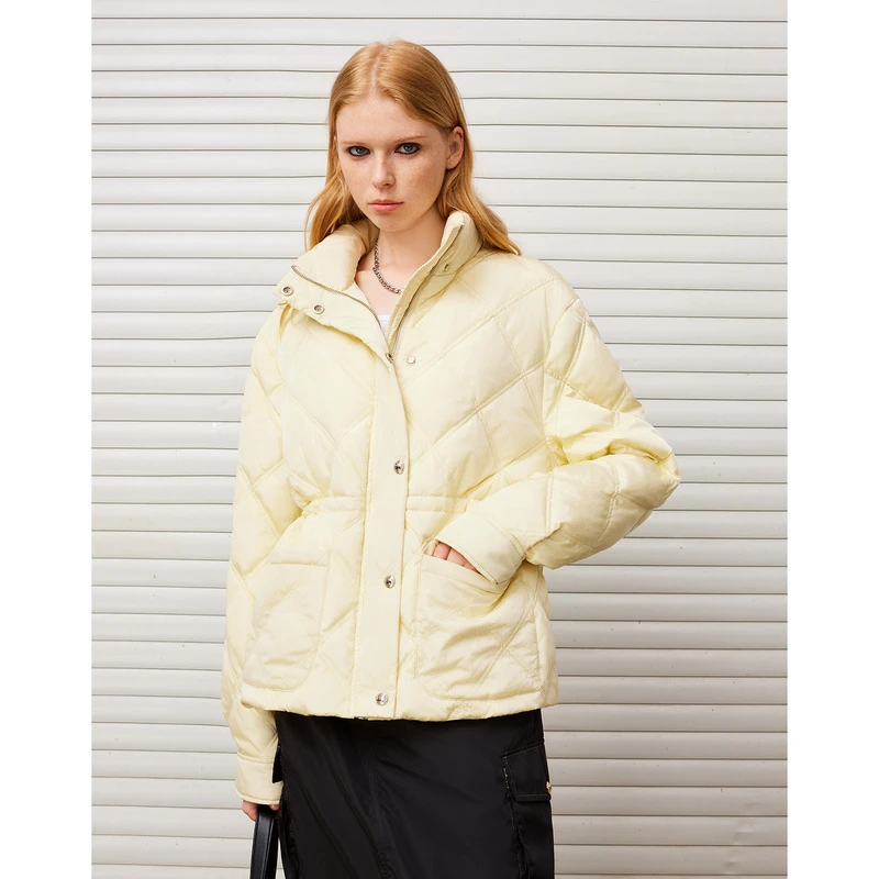 立领菱形格绗线收腰女士羽绒服