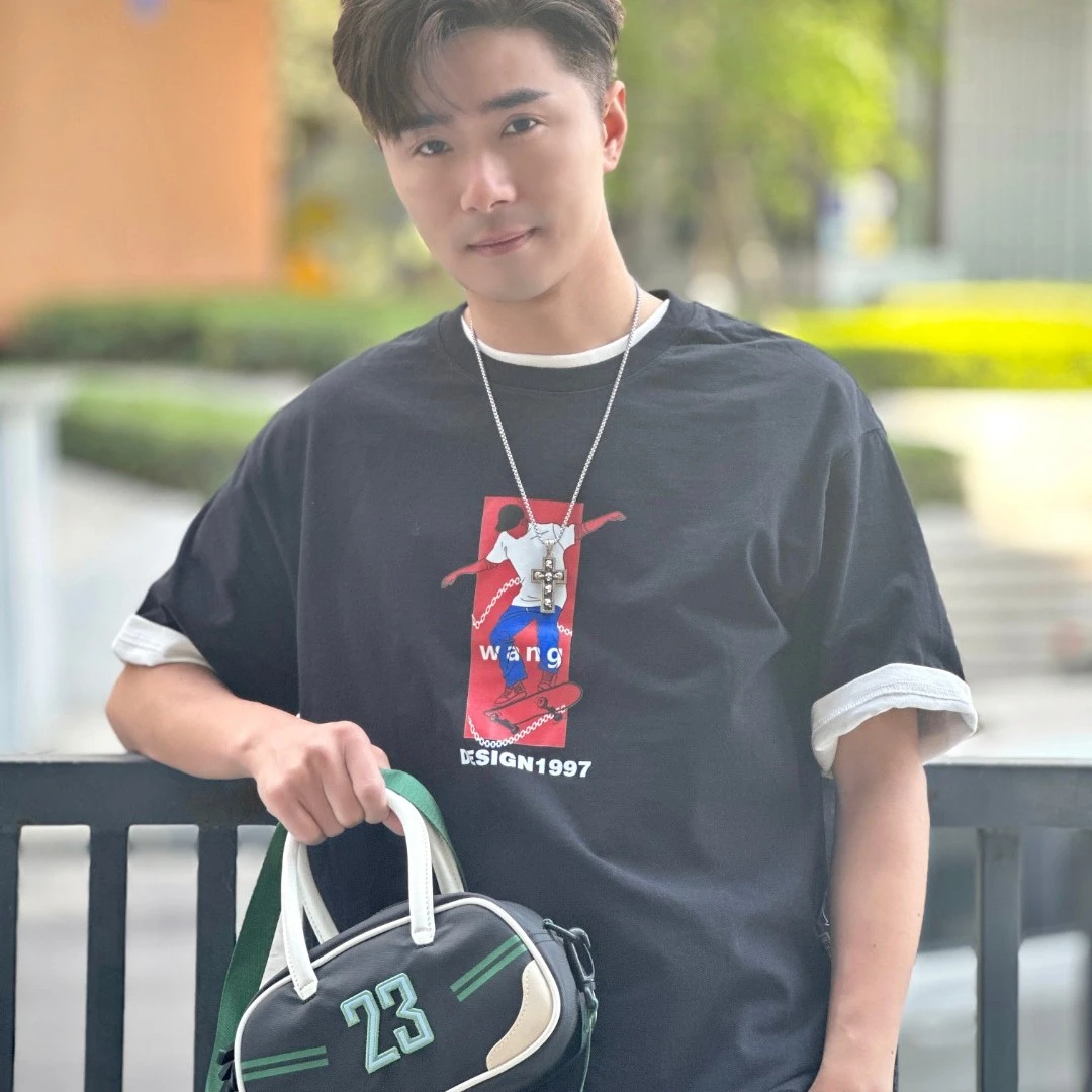 【娱播原创设计】YIBO滑板百搭春夏宽松短袖时尚圆领青春男女同款