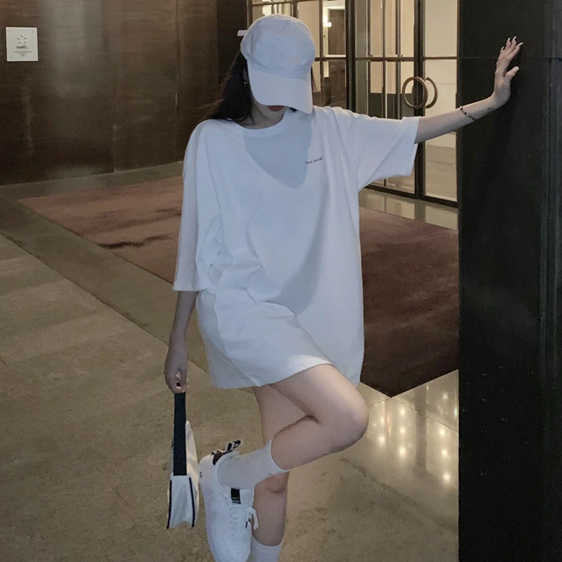 白色短袖t恤女2025夏季欧货宽松大版中长款下衣失踪遮臀字母上衣