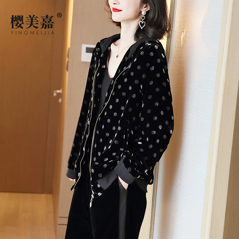 【断码10940】樱美嘉设时尚波点款桑蚕丝丝绒百搭连帽衫外套