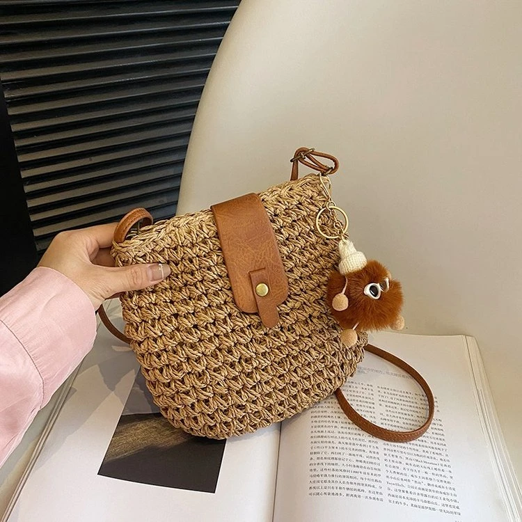 草编小包包女2025新款海边度假编织手机包小众ins百搭沙滩斜挎包