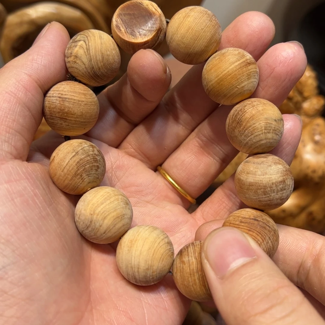 【闪购商品】香道类崖柏20