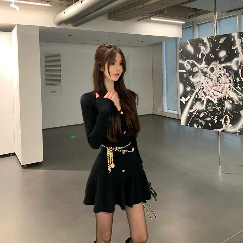 6876气质高级感小香风长袖连衣裙早秋2025新款早春性感包臀短裙子